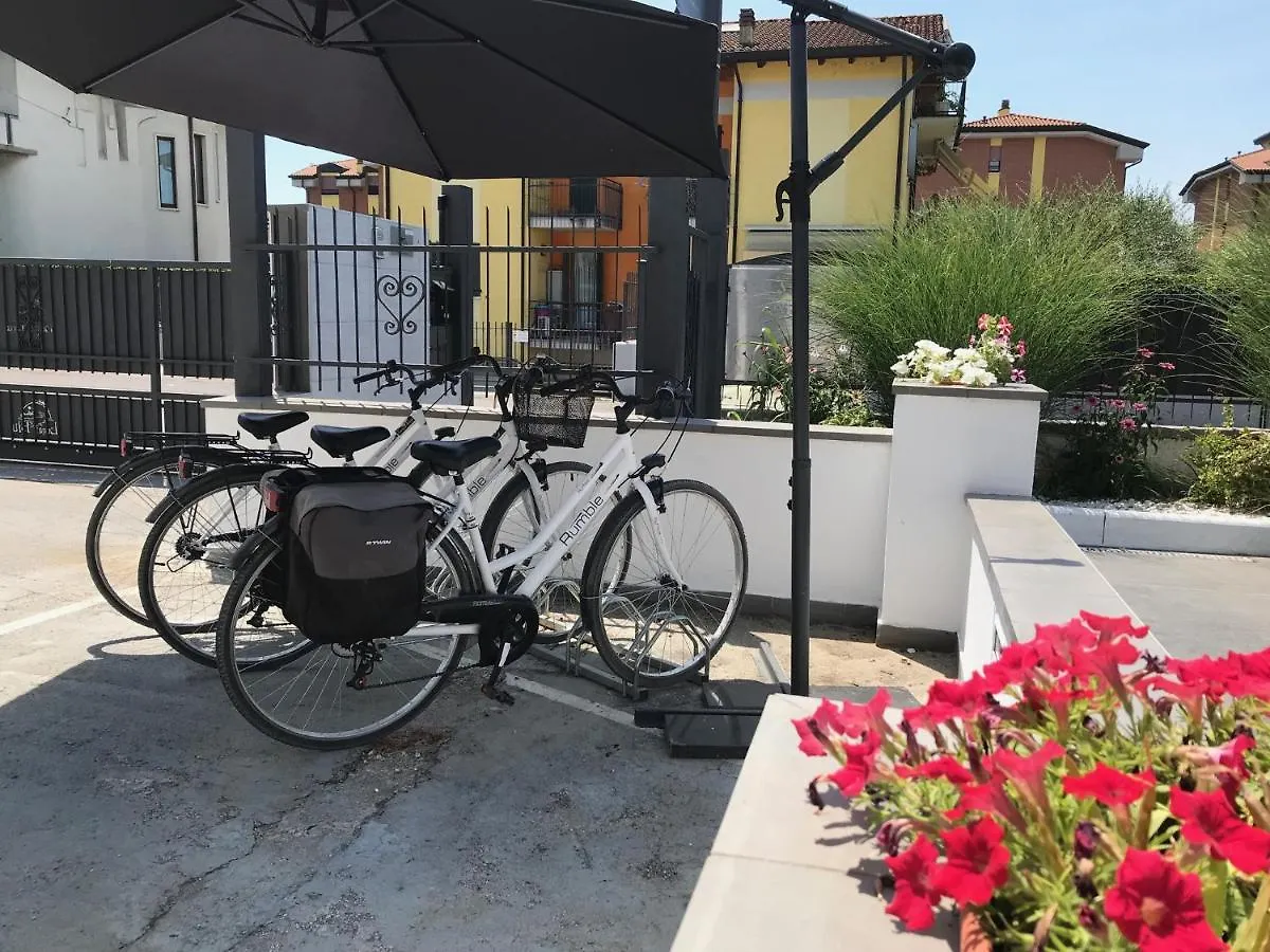 Garda Relais Luna Blu ペスキエーラ・デル・ガルダ イタリア