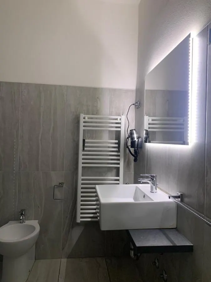 Garda Relais Luna Blu Peschiera del Garda 3*,