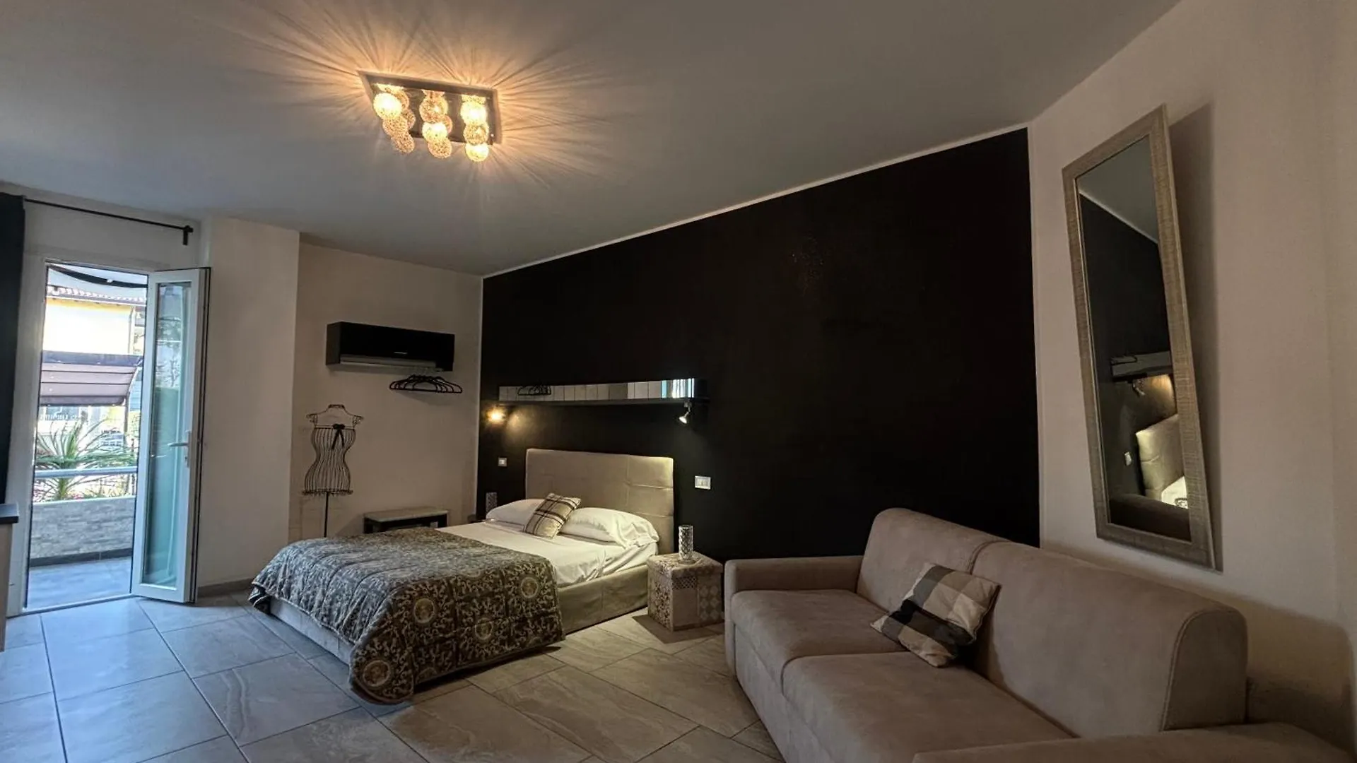 Garda Relais Luna Blu Peschiera del Garda Guest house